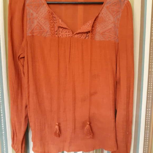 Maurice's Top - Picture 2 of 4